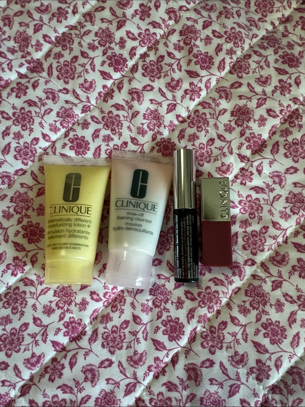 Clinique Skincare & Lipstick Set